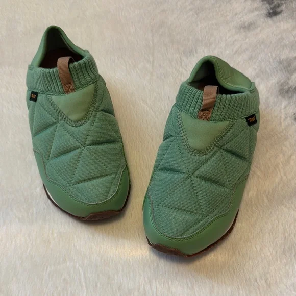 NWOT Teva Women's Reember Moccasin - Picture 1 of 3